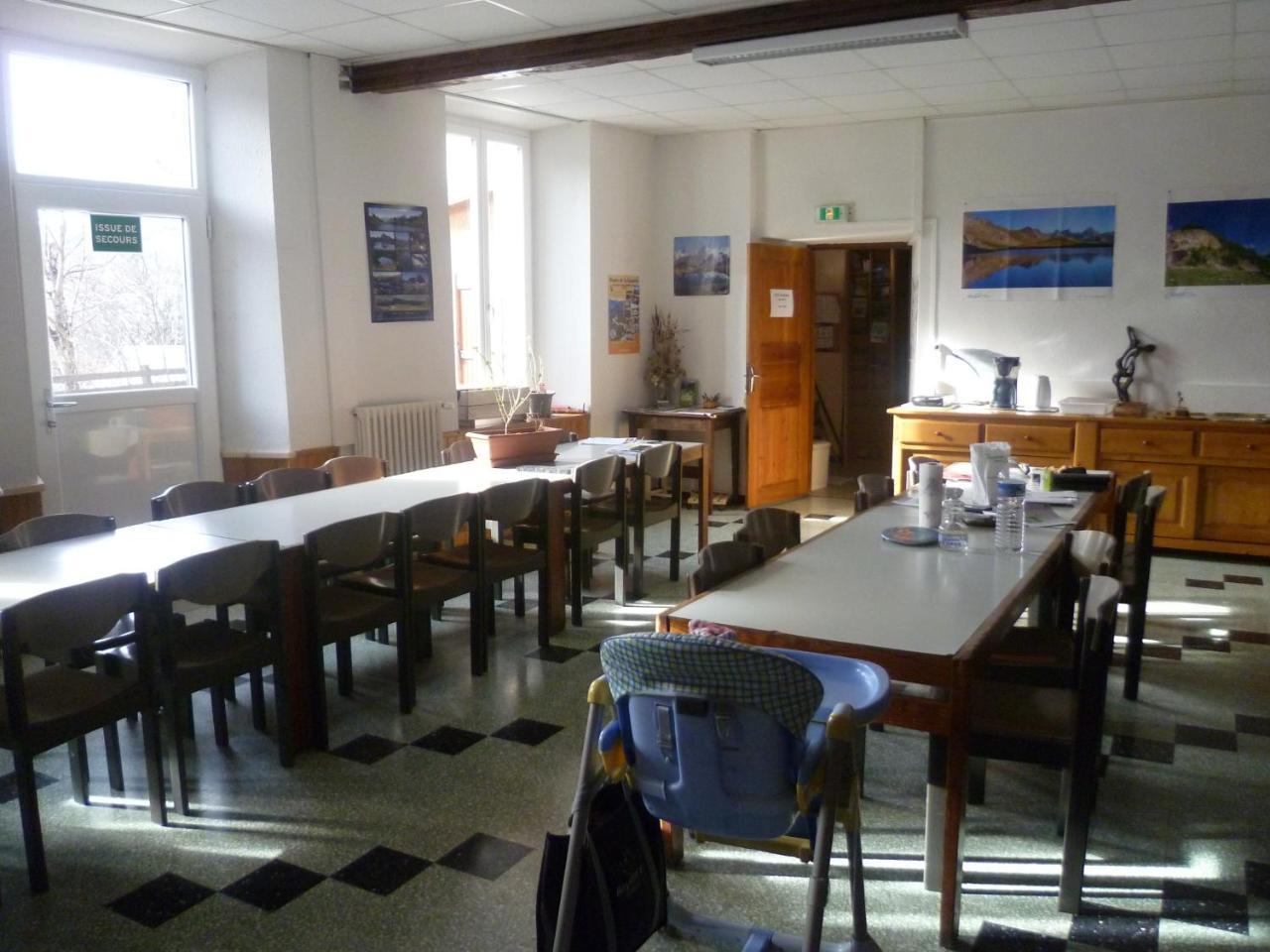 Maison Familiale Des Gueyniers Jausiers Bagian luar foto